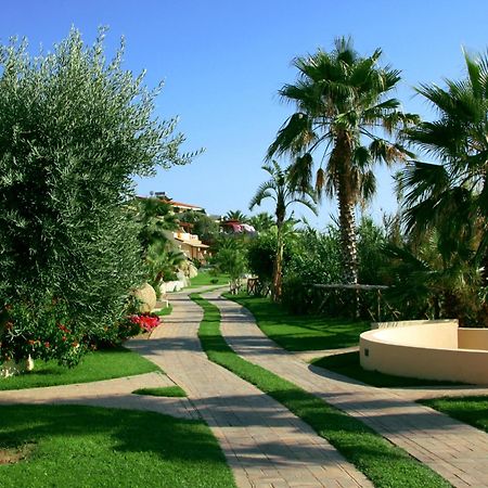 Hotel Villaggio Cala Di Volpe Capo Vaticano Eksteriør bilde