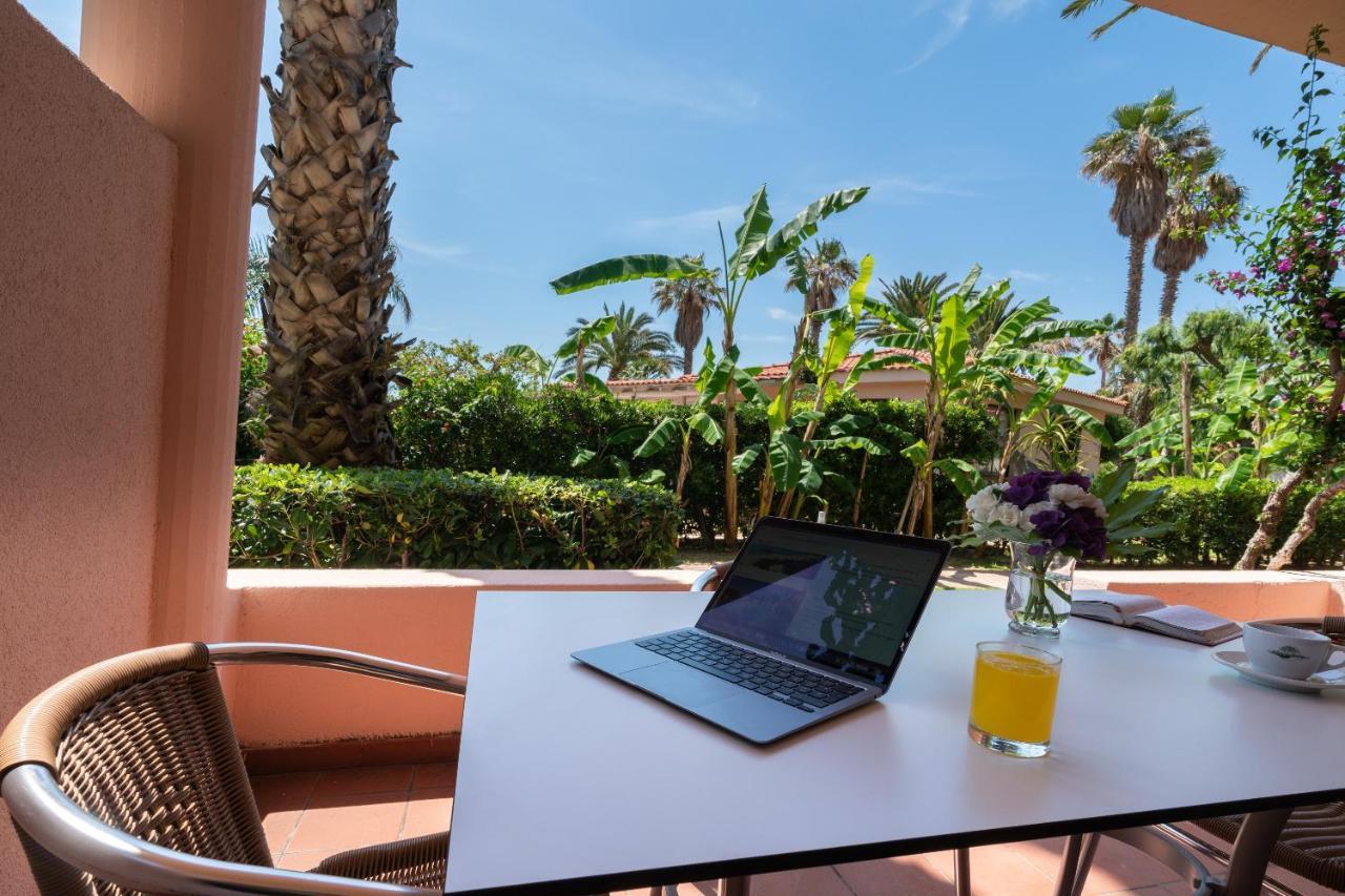Hotel Villaggio Cala Di Volpe Capo Vaticano Eksteriør bilde