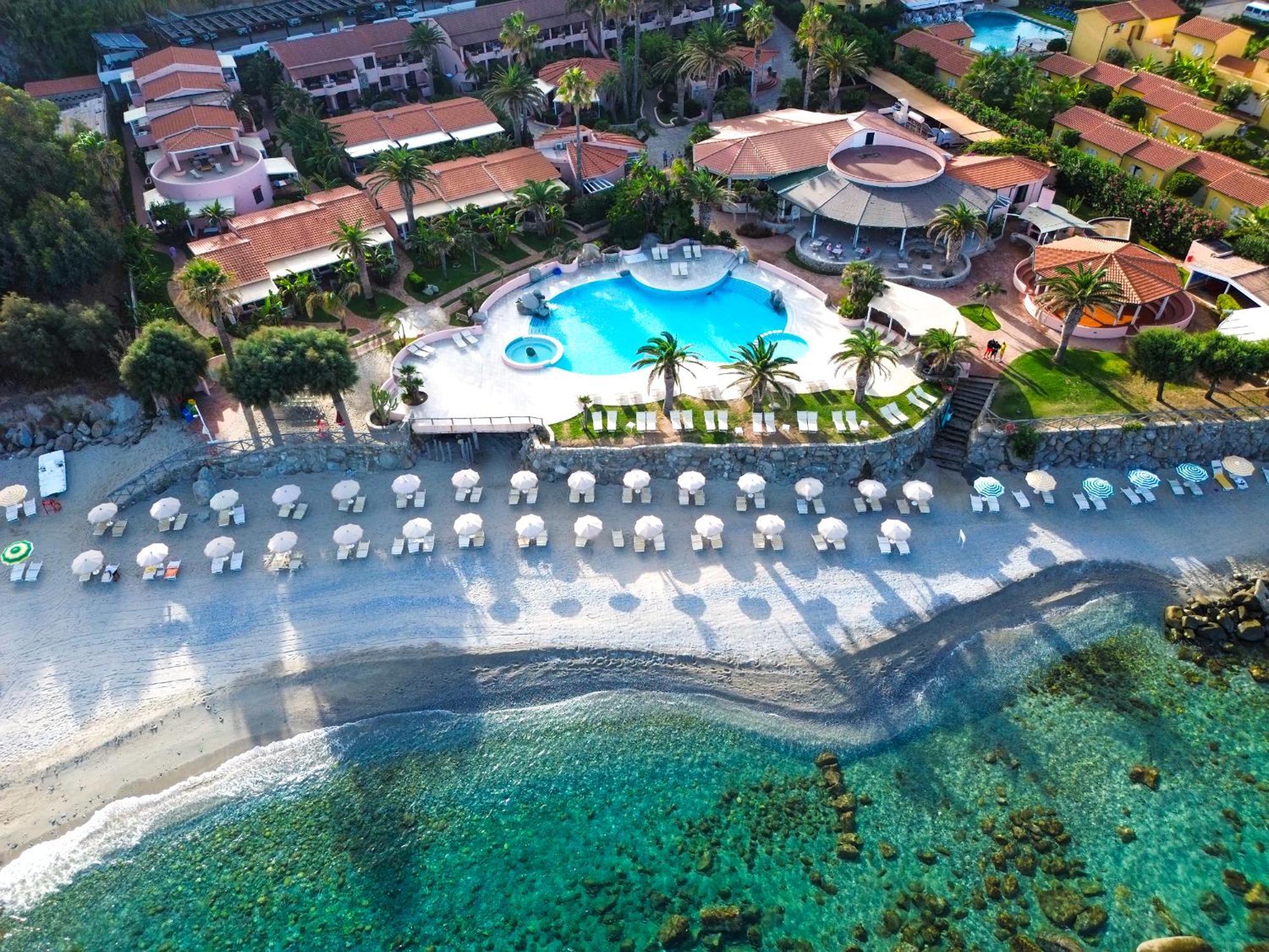 Hotel Villaggio Cala Di Volpe Capo Vaticano Eksteriør bilde