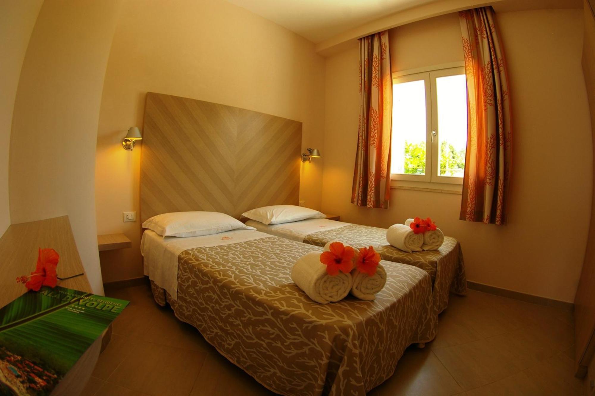 Hotel Villaggio Cala Di Volpe Capo Vaticano Eksteriør bilde
